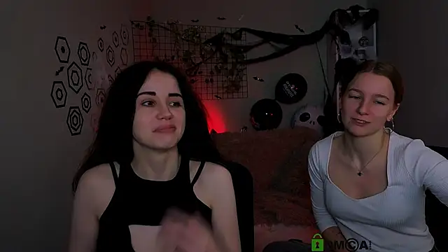 Snapshot of benny_duglas chatting on 10.27.25 benny duglas online show from 10.27.25