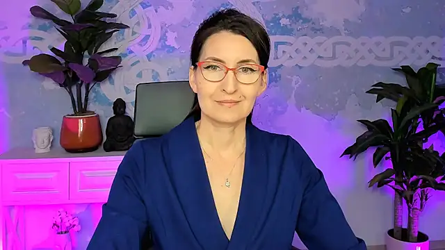 UnaTerra online show from 11.15.25