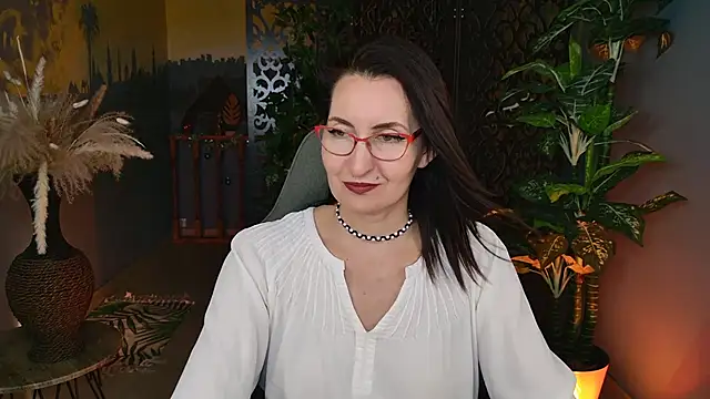 Snapshot of UnaTerra chatting on 01.18.26 UnaTerra online show from 01.18.26