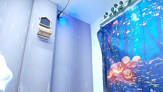 sofi hils online show from 10.06.25