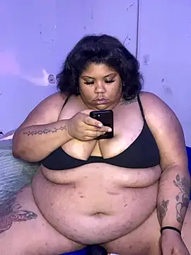 BlaxicanaMami online show from 10.16.25