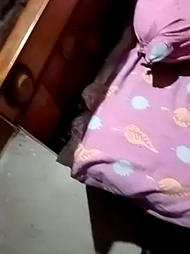 Snapshot of Rahul_Razz chatting on 10.08.25 Rahul Razz online show from 10.08.25