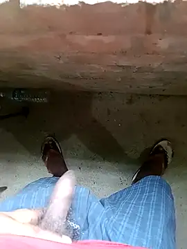 Snapshot of Rahul_Razz chatting on 10.25.25 Rahul Razz online show from 10.25.25