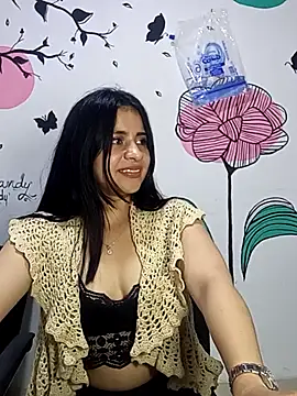 ValerieLove  online show from 10.19.25