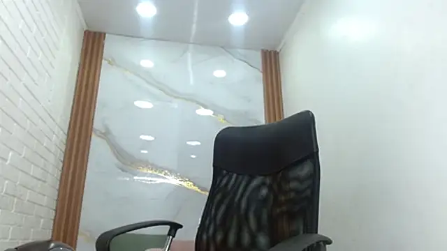 Penelopee Rouse online show from 10.11.25