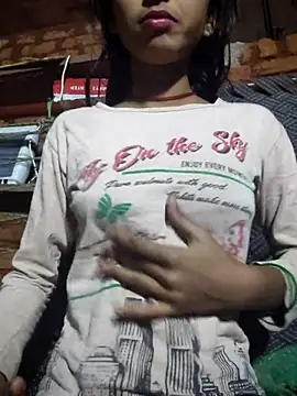 Yatiksha Beby online show from 12.16.25