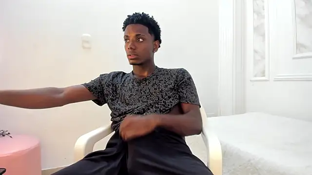 Amare 25 online show from 10.15.25