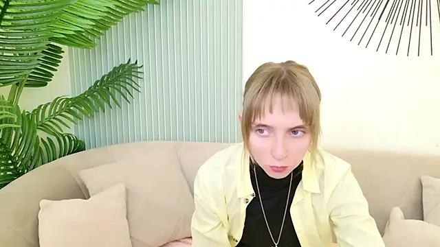 Beverly Gomes online show from 09.26.25