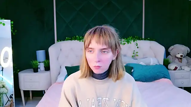 Beverly Gomes online show from 10.09.25