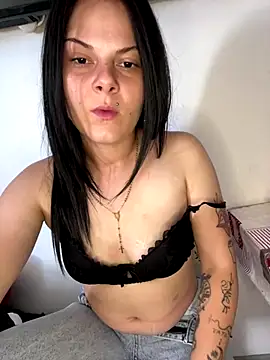 Alinna22 online show from 09.16.25