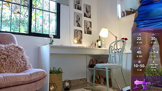 Snapshot of mrs_edha chatting on 11.07.25 mrs edha online show from 11.07.25