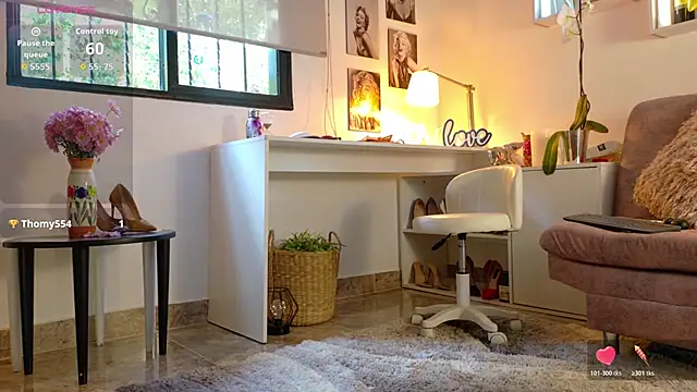 Snapshot of mrs_edha chatting on 02.04.26 mrs edha online show from 02.04.26