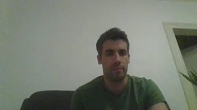 JulioIsHere4you online show from 11.30.25