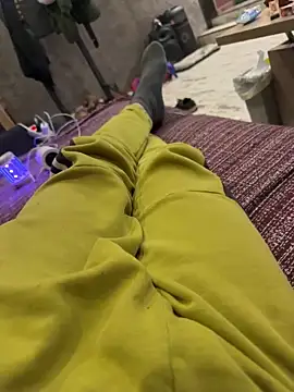 Snapshot of ruberofre chatting on 11.03.25 ruberofre online show from 11.03.25