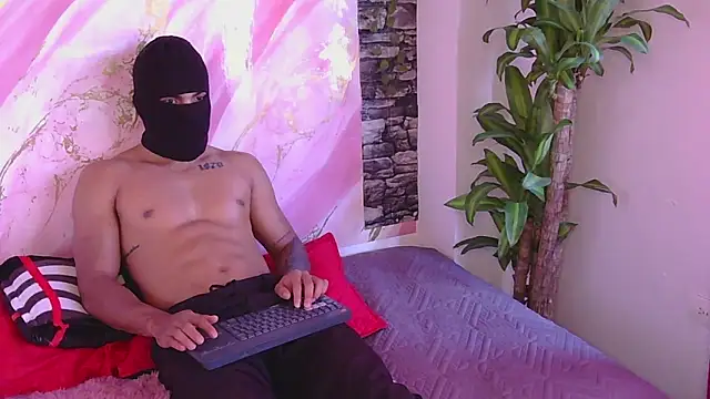 batmanhot7 online show from 09.09.25