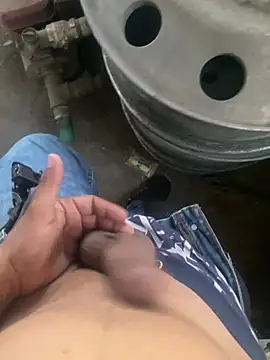 Chico031289 online show from 04.24.26