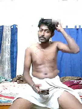 Snapshot of Bigsizemodda chatting on 10.28.25 Bigsizemodda online show from 10.28.25