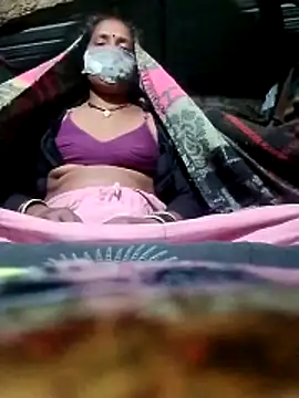 CUTE-004 online show from 11.09.25