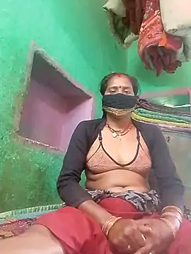 CUTE-004 online show from 04.12.26