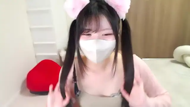 moka-neko online show from 10.18.25