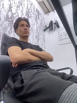 StevenHumps online show from 10.04.25