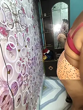 Snapshot of CUTE_BHABI_1 chatting on 12.04.25 CUTE BHABI 1 online show from 12.04.25