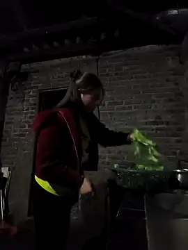 siki-00 online show from 12.22.25