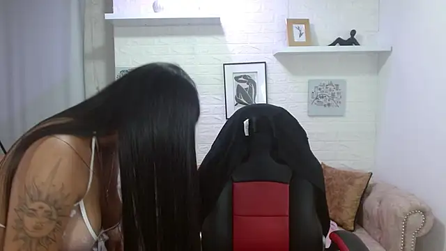 aylin tk online show from 10.16.25