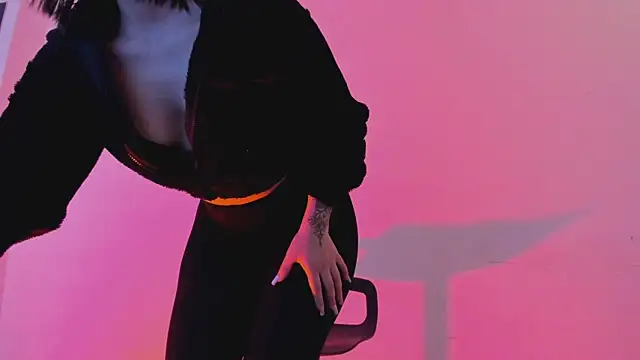 AnnaraLein online show from 01.14.26