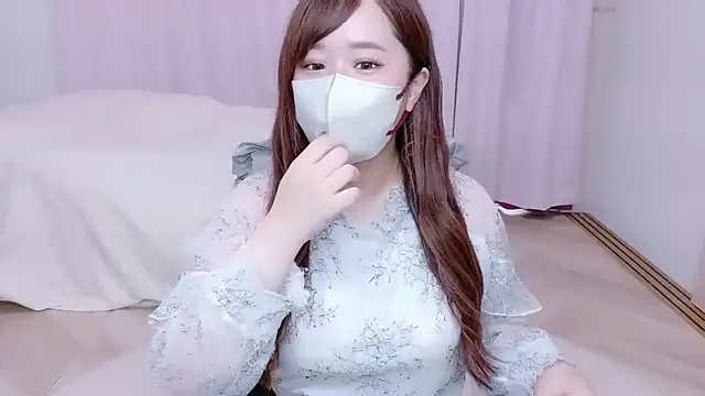 Snapshot of CHIAKI_xxo chatting on 10.04.25 CHIAKI xxo online show from 10.04.25