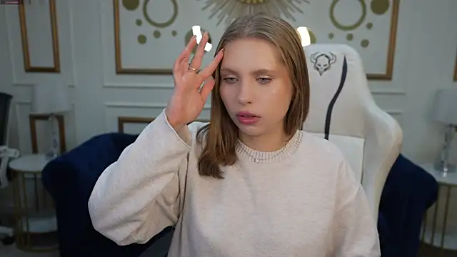 Snapshot of Tiana_Princesss chatting on 10.06.25 Tiana Princesss online show from 10.06.25