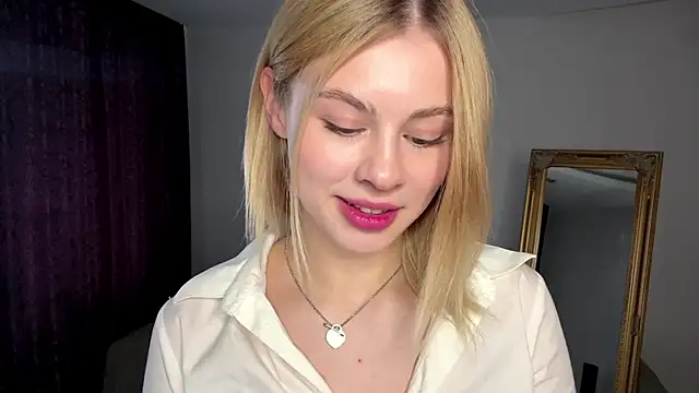 Lil Elisa online show from 09.17.25