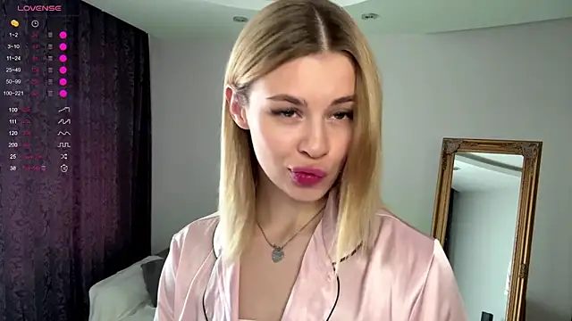 Lil Elisa online show from 10.16.25