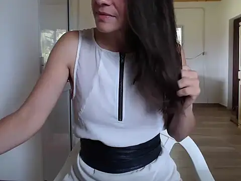 Missforever online show from 11.14.25