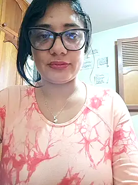 Snapshot of Monse--145 chatting on 09.30.25 Monse--145 online show from 09.30.25