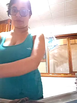 Snapshot of Monse--145 chatting on 10.09.25 Monse--145 online show from 10.09.25