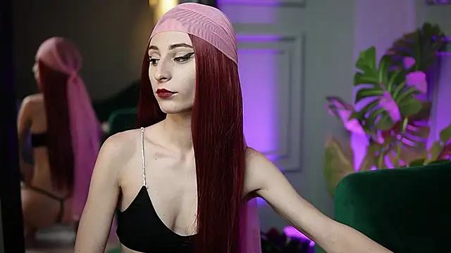 SaraiAngel online show from 12.20.25