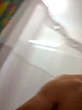 Snapshot of Longdongsilver_323 chatting on 09.21.25 Longdongsilver 323 online show from 09.21.25