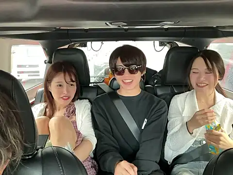 Snapshot of Nakadashi-kun chatting on 10.11.25 Nakadashi-kun online show from 10.11.25