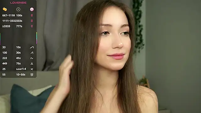 ZeniaBolich online show from 09.28.25