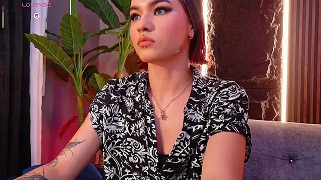 La Diabla 111  online show from 01.05.26