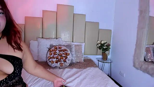 Snapshot of Rebeca_jackson chatting on 10.10.25 Rebeca jackson online show from 10.10.25