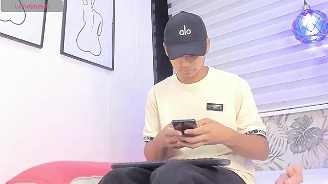 Tthiago cruz online show from 09.24.25