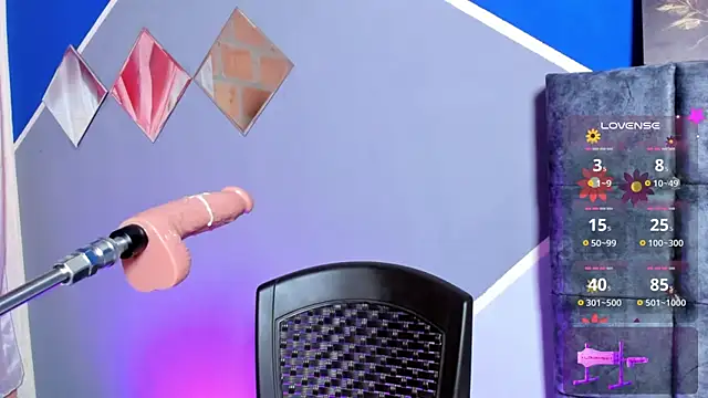 lau-hot online show from 09.25.25