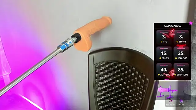 lau-hot online show from 10.26.25