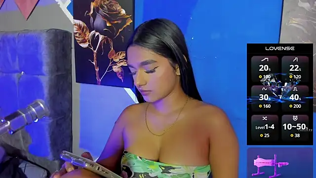 lau-hot online show from 03.12.26