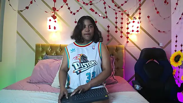 Sahra Candy online show from 09.13.25
