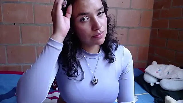 Lily Pregnant online show from 09.17.25