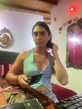 Snapshot of lola_diez chatting on 10.11.25 lola diez online show from 10.11.25