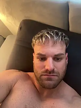 Snapshot of TheKevinboy chatting on 10.24.25 TheKevinboy online show from 10.24.25